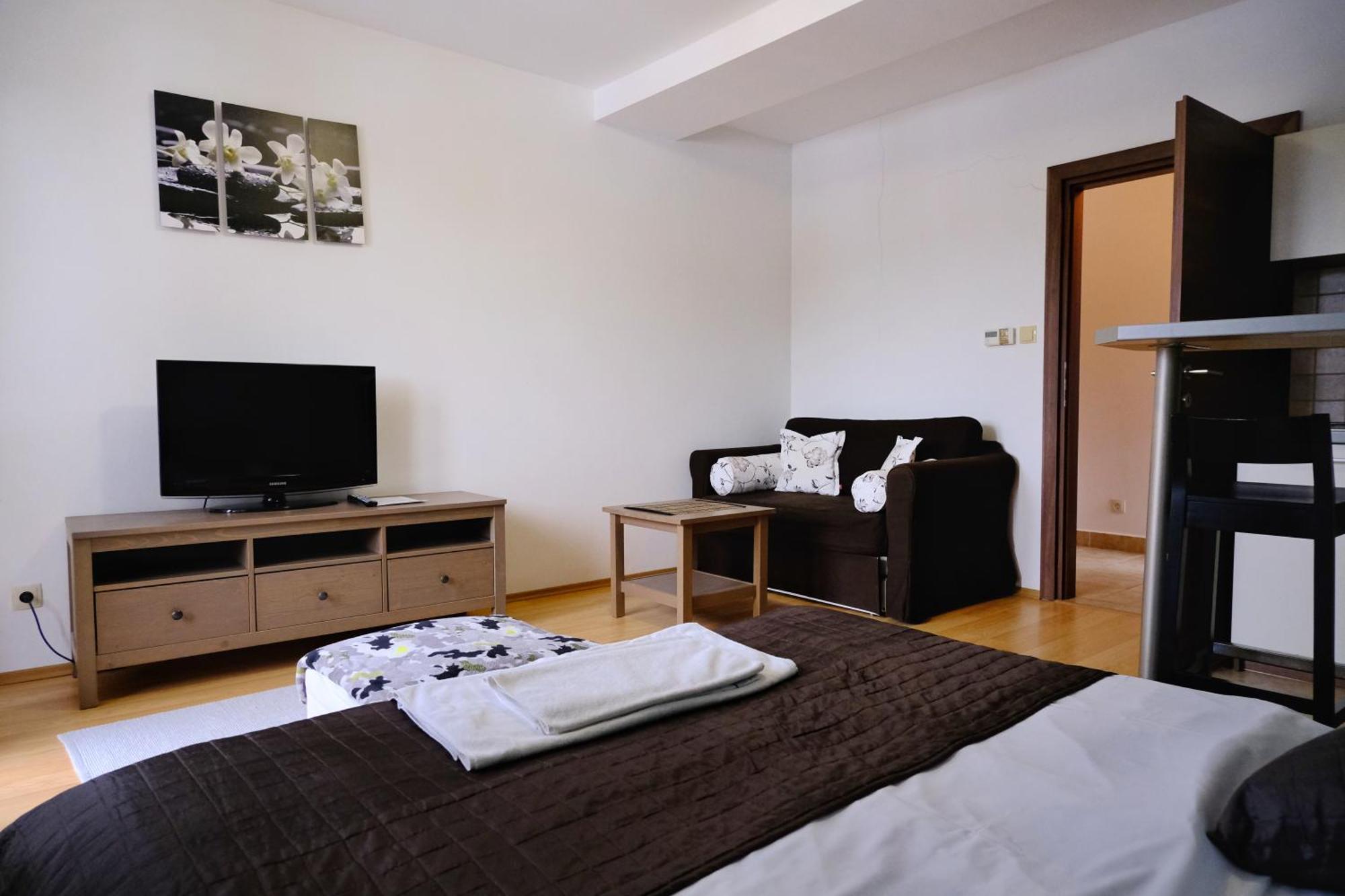 Apartmany Margo Sun Kamzik Доновали Екстер'єр фото